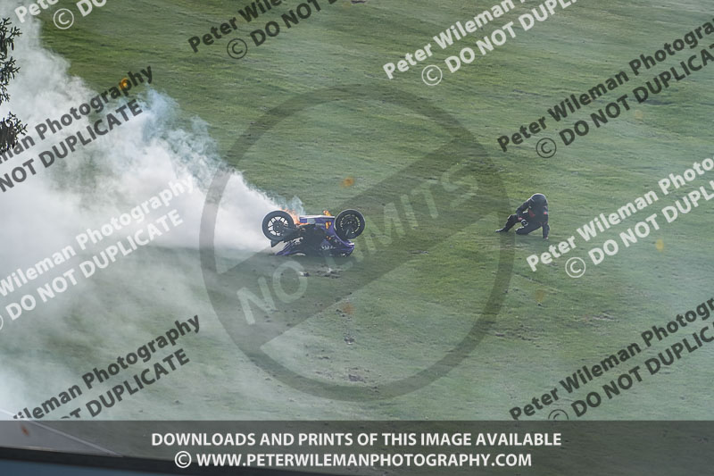 cadwell no limits trackday;cadwell park;cadwell park photographs;cadwell trackday photographs;enduro digital images;event digital images;eventdigitalimages;no limits trackdays;peter wileman photography;racing digital images;trackday digital images;trackday photos